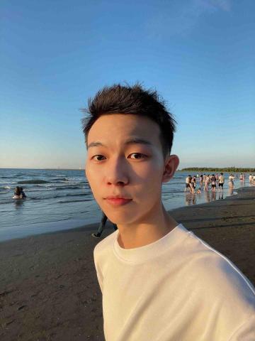 提供時間管理服務的專家藍佑鎮