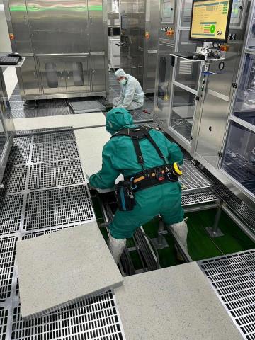 郭信宏 - 無塵室高架地板復原（施工後）