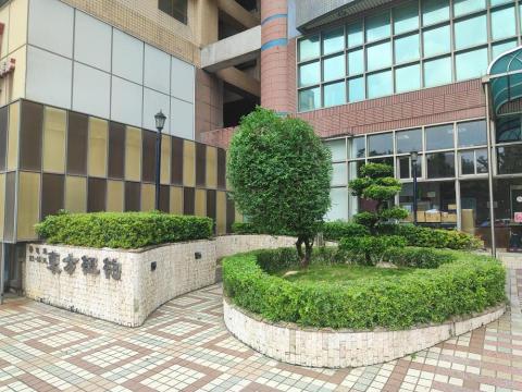 台南園藝行 - 灌木修剪維護