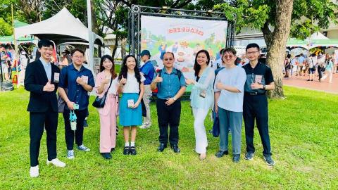 補教英文老師 - 協助與歐洲代表口譯！