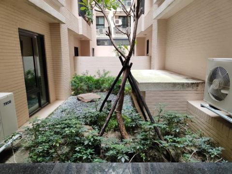 台南園藝行 - 灌木維護工作