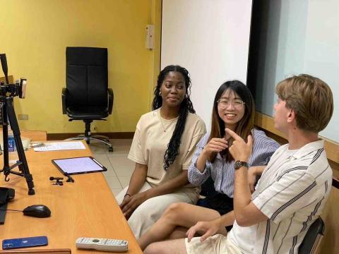 補教英文老師 - 幕後英語學習直播紀錄