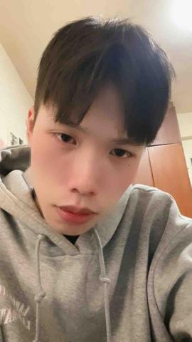 提供洗髮餅服務的專家郭祐愷