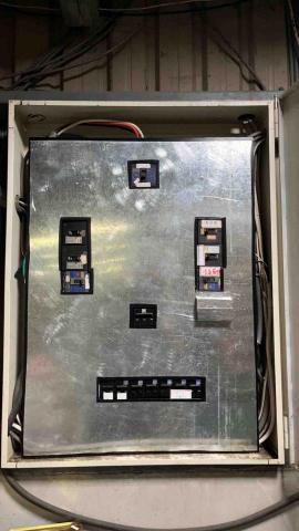 郭奕增 - 既有電箱新增中隔板