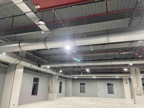 郭奕增 - 探照燈裝設