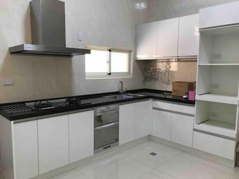 榮華室內裝修工程行 - 廚房翻修 系統廚具