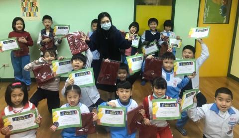 Angela Chang - 帶領全班獲得英文歌舞競賽佳績