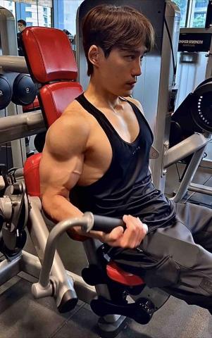 Ryan 萊恩 -  Ryan 萊恩 -