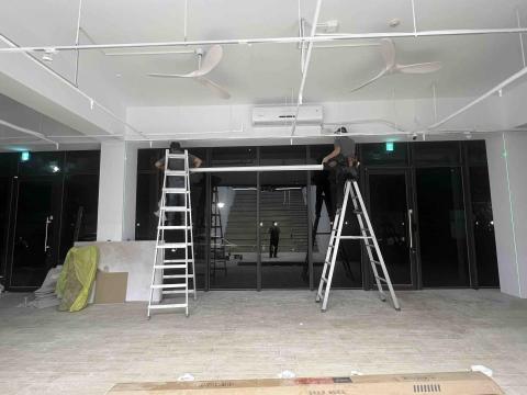 祺勝 - 投影機、布幕、吊扇、軌道燈安裝 祺勝 - 投影機、布幕、吊扇、軌道燈安裝
