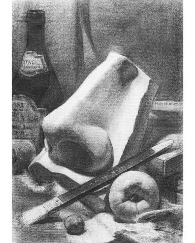 Han studio  邱柏翰 - 鼻子靜物組炭筆表現
如果你有升學考試需求，或是喜歡練習畫面結構，歡迎找我詢問課程喔