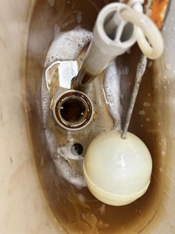 林舜億 - 馬桶排水漏水維修更換