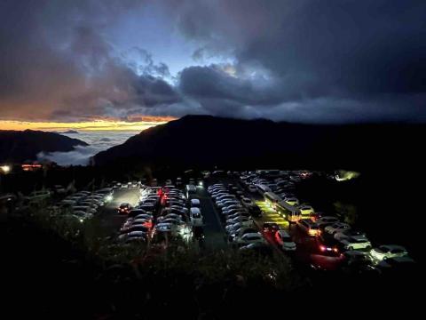 機場接送～包車旅遊 - 