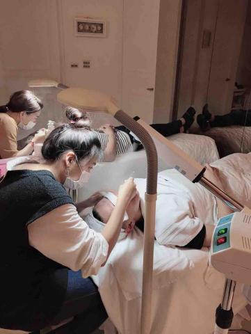 美美拾肌-問題肌膚美學 - 