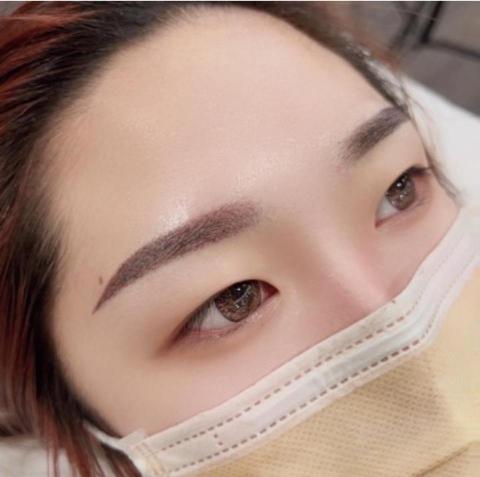 YI HSIN の舞妝美學 - 霧眉