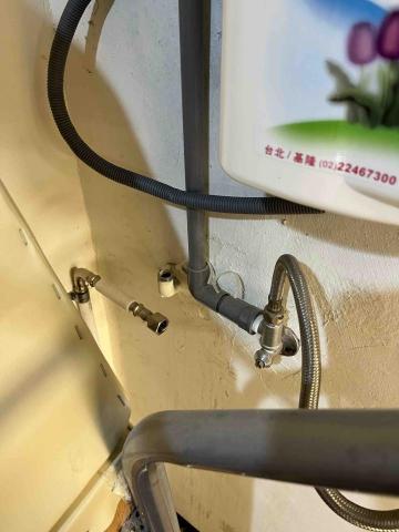 紀硯中 - 冷熱水管重配