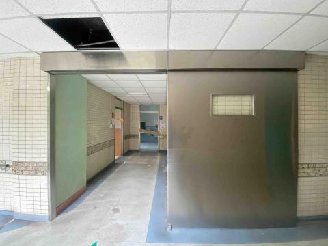 侑竤企業社 - 鉛板門➕重型自動門