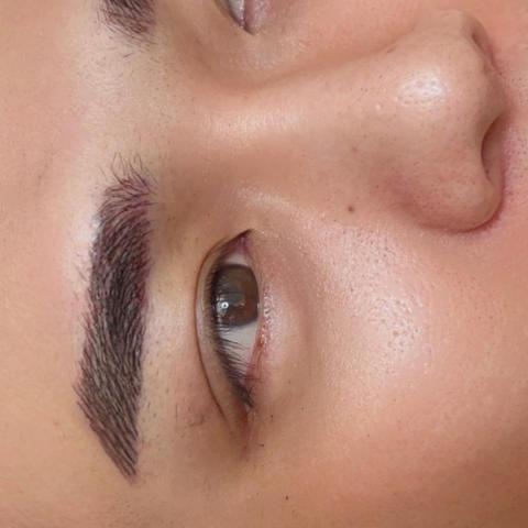 YI HSIN の舞妝美學 - 男生飄眉