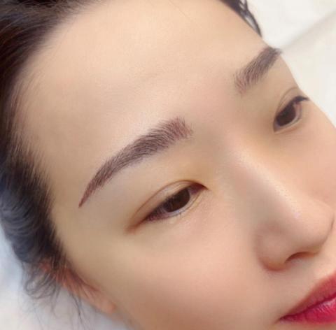 YI HSIN の舞妝美學 - 仿真飄眉