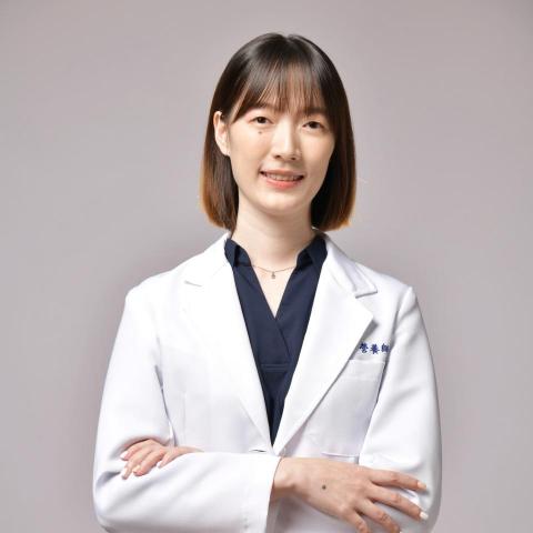 提供營養師服務的專家林宜嬅營養師