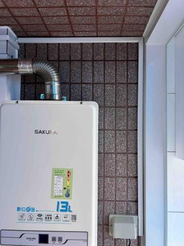 立邩網路科技 - 熱水器與配電走線