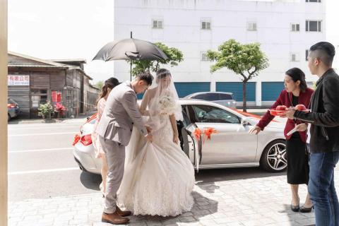 欣宜 婚禮/訂結儀式/抓周/收涎 主持人 -  迎娶儀式