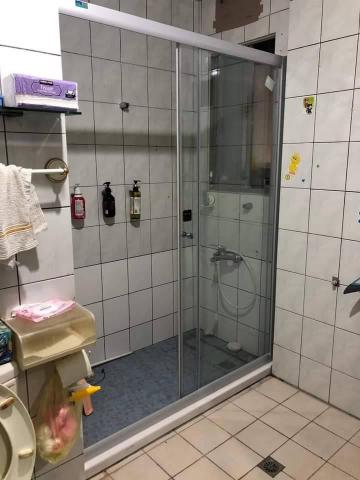 安氏國際。 磁磚。油漆。 家庭裝修 - 拉門完工