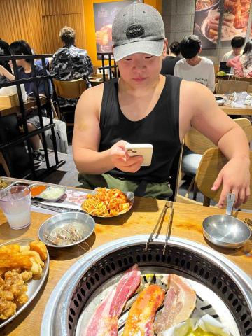 提供內湖練一下服務的專家劉丞恩