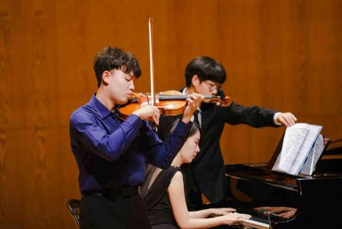 張秉富 音樂教學 - 小提琴獨奏