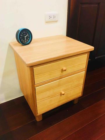 余梓匠 - 床頭櫃