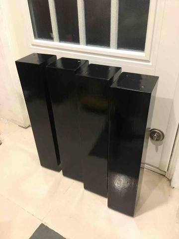 余梓匠 - 黑檀木椅腳