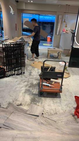 曜藝設計工程 - 新店髮廊SPC地板新安裝