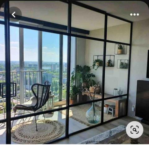 大永鋼鋁門窗行 - Hi,
我正在PRO360達人網接案，誠摯邀請您為我填寫簡單推薦，您的回覆會幫助我建立口碑，並對我有很大的幫助，非常感謝您的支持～

專業造型採光罩
霸氣格柵、造型格柵、陽台格柵、細框造型門
大品牌氣密窗、通風門、時尚霸氣隔音大門、專業客製化時尚陽台空間設計
店址：彰化縣鹿港鎮鹿和路三段116號

☎️0900355593
歡迎洽詢預約丈量喔！

我的專屬推薦連結是：
https://w360.page.link/9jU3