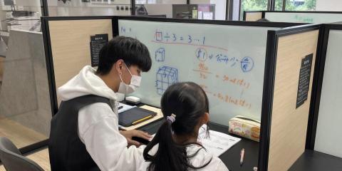 鄧曜呈｜美國留學｜聽說讀寫｜兒童數學 - 教書照片