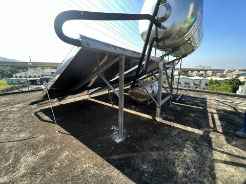 Jason Chang - 委託地點:神岡
工程案名:太陽能熱水系統