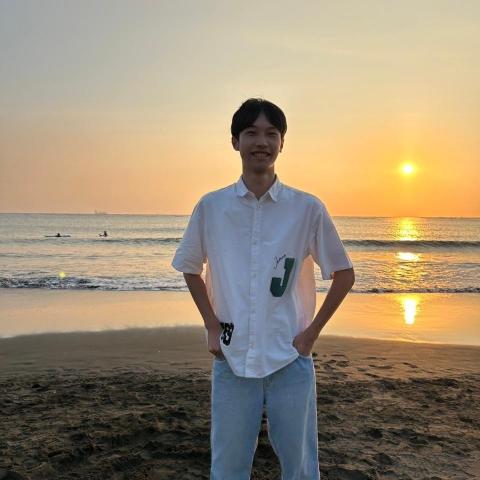 提供102服務的專家沈奕