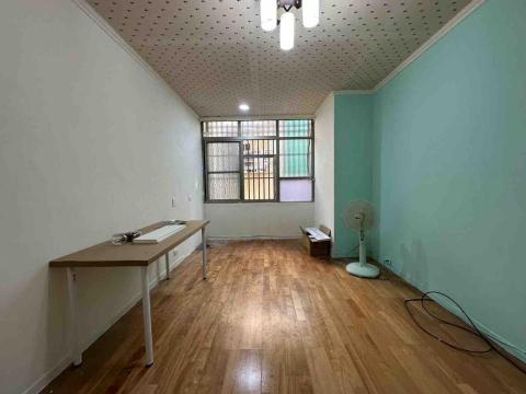 曜藝設計工程 - 中和透天 重新批土粉刷油漆