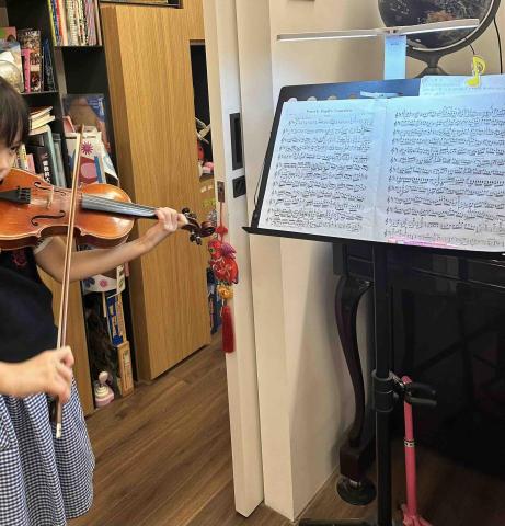 余姿穎｜小提琴教學｜鋼琴教學｜陪練 - 小提家教