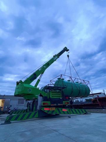 紘裕起重工程有限公司 - 吊掛桶槽 板車上下車定位