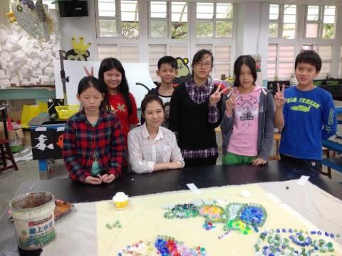 創意插畫工作室 - 邀請教導國小生美術作品