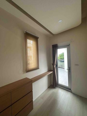 敦品窗簾-小賴 - 陽光捲簾及布簾