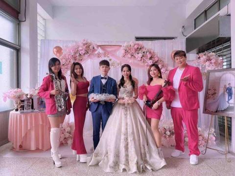 主持人🎤菈菈 - 