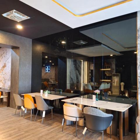 雅室內裝修有限公司 - 黑鏡擴增了空間,擴增虛擬與更大的空間感