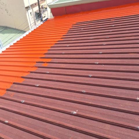 簡宗威 于杰鐵類工程 - 屋頂上船舶底漆 簡宗威 于杰鐵類工程 - 屋頂上船舶底漆