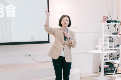 企業營銷小姐姐Peyton - 