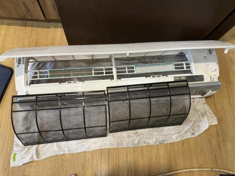 Huang Yu Lin - 清洗後室內機