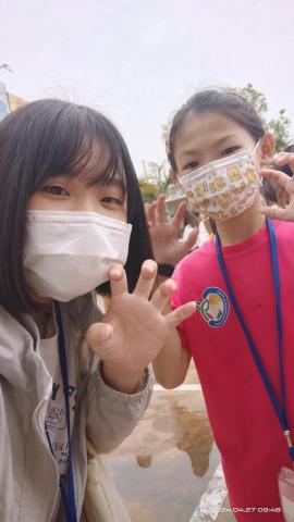 翁昀希 - 帶小朋友出去玩~