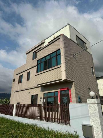 辰宇鋼鋁有限公司 - 