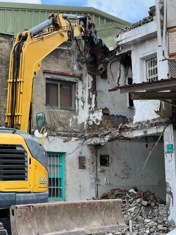 盧建志 - 老屋整修拆除工程