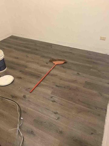 秉昇工程行 - 卡扣地板施工 整平 隔音