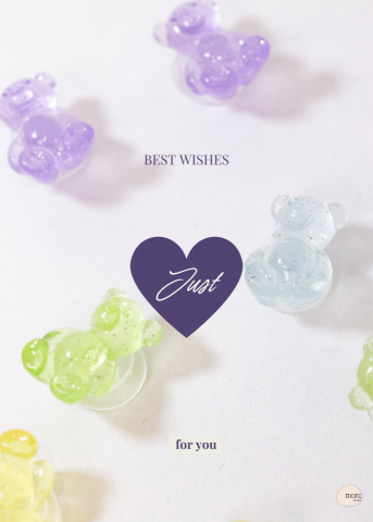 Wang April - 商品攝影作品-4
* 情境拍攝3-6張圖，請告知需求或提供照片範例
* 商品須於確定合作後寄給我方
* 報價$1050，以上報價未含額外道具採購費用及商品運送費用
* 照片皆可授權商用、個人使用。
* 可協助加上簡單字樣或您提供的素材。
